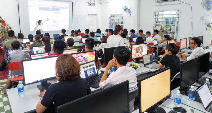 Cung cấp dịch vụ Colocation và bảo mật cho Trung tâm đào tạo Brandee